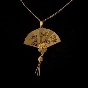 Vintage Fan Necklace